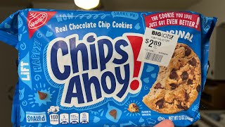 New Chips Ahoy vs original Chips Ahoy [upl. by Ynavoj685]