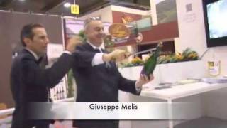 Vinitaly 2011  Sciabolare il Durello Metodo Classico [upl. by Vincent]