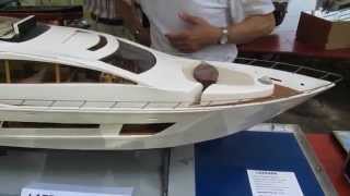 Le mega yacht Lazzara LSX 92 de Bernard  MCCR 2015 RC  Modélisme naval radiocommandé [upl. by Vickie309]