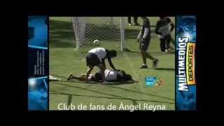 Ángel Reyna golpea a su compañero en el entrenamiento [upl. by Dachy854]