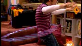 Drake Bell  hula hula en Drake y Josh [upl. by Oludoet]