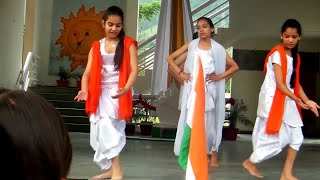 Desh Rangeela Rangeela Desh Mera Rangila Dance Performance by kids Independence day [upl. by Jeanie]