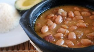 COLOMBIAN BEANS WITH PEZUÑA HAM HOCKS  How To Make Colombian Beans  SyS [upl. by Notle]