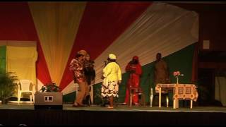 A Sa Go  Does Cabaret A Jampanesi piking nanga a djoeka boi [upl. by Nava]