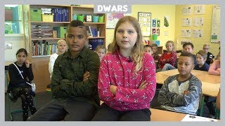 Dwars Jasmijn en Jayden vinden hun schoolplein te saai [upl. by Rimat407]