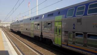 stazione di Falconara Marittima AN arriva il treno VIVALTO new livrea [upl. by Elberfeld]