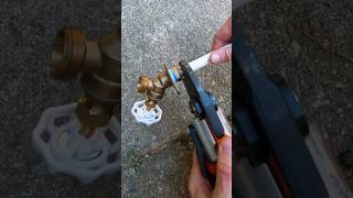 Replacing a hosebibb on polybutylene pipe 🌱💦 plumbing plumber asmr diy [upl. by Demeyer515]