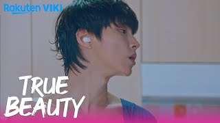 True Beauty  EP6  Hwang In Yeop Dancing To quotOkey Dokeyquot  Korean Drama [upl. by Elaval407]