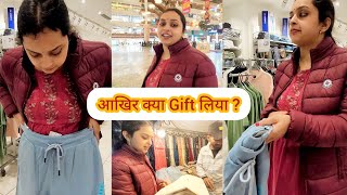 रात में गए Gaur City Mall 😍 क्यों हो गई बहस Sakshi की 😔 Jha Ji हुए Sakshi से गुस्सा 😬 [upl. by Wilfred]