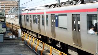 つくばエクスプレスTX2000系 北千住駅到着 Tsukuba Express TX2000 series EMU [upl. by Everrs]