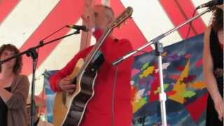 Raffi amp The Amram Family Band quotPeanut Butter Sandwichquot Clearwater Fest 2012 Croton NY 61712 [upl. by Malissia]