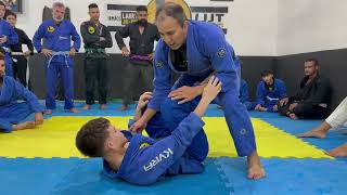 Essa passagem vai te ajudar demais no jiu jitsu 2024 Ep 01 [upl. by Nnylram]