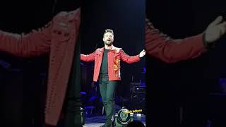 Tarkan  Beni Çok Sev  Canlı Konser [upl. by Yim813]