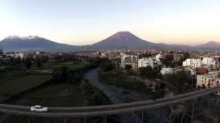 Arequipa ciudad blanca desde el aire drone arequipa [upl. by Ahsienauq]