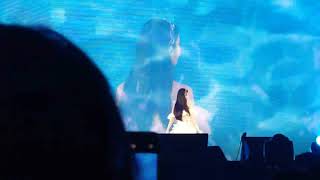 240621 IU  Ah puh Live  London OVO Wembley Arena [upl. by Annet]