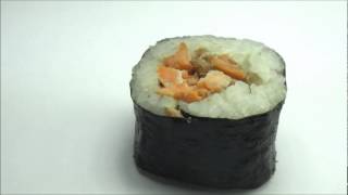 Sushi Online  Sushi Hossomaki salmão grelhado [upl. by Paulita]