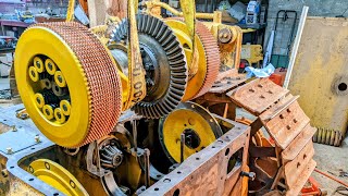 Bevel gear and steering clutch installation in a Caterpillar D47U [upl. by Surovy]