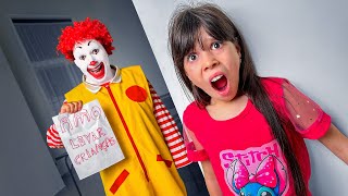 O Ronald McDonald do mal apareceu [upl. by Repmek]