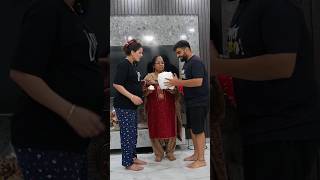 Mummy nai diya gaurav nikita ko gift wait for end shorts youtubeshorts gauravaroravlogs [upl. by Netnerb]