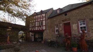 Das Romantik Hotel Schloss Rheinfels im Herbst [upl. by Ecyal]