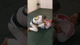 FAIXA BRANCA Aluna iniciante JIU JITSU WJ [upl. by Wack402]