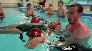 How to rescue unconscious drowning victims [upl. by Lehcim]