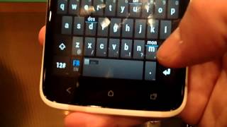 TouchPal Wave moitié Swype moitié BlackBerry Z10 MWC 2013 [upl. by Georgeanna]