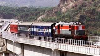 First direct train service from Delhi to Katra flagged off [upl. by Lanrev]