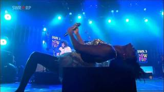 HD Noisettes  Dont Upset The Rhythm Live  New Pop Festival 2009 [upl. by Rakabuba]