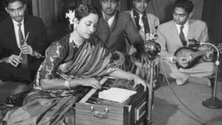 Geeta Dutt  Aankhon mein aankhen daalke  Film  Pyar Ki Manzil 1950 [upl. by Marsh]