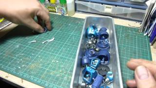 Gunpla Tutorial  Stripping Model Paint Using Bleach [upl. by Gibbon]