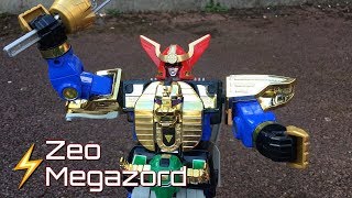 Deluxe Zeo Megazord 1996 toy review Power Rangers Season 4 [upl. by Hakceber]