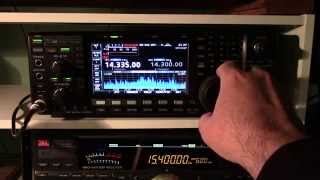 Icom IC7600 First Time Power On [upl. by Erde837]