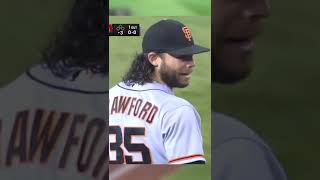 Brandon Crawford played it off the bounce perfectly 💯💯 [upl. by Hawk]