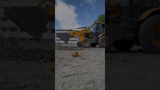 Earthmover vs earthmover comparison and damage shrots [upl. by Christie]