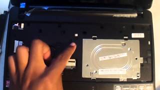 how to disassemble acer aspire one ao722 disassembly [upl. by Wolfson]