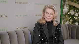 Catherine Deneuve a dévoilé les vitrines de Noël du Printemps à Paris [upl. by Ede934]