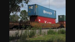 Oshkosh Wisconsin  Pioneer Drive  CN MP17317  August 3 2009 [upl. by Llednor652]