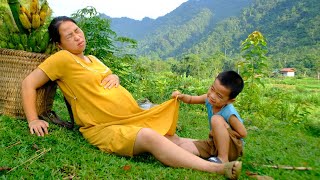 Pregnant woman about to give birth  Severe pain comes  Hoa Phuong [upl. by Oetomit101]