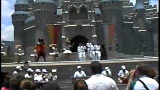 WALT DISNEY WORLD quotEVERYDAYS A HOLIDAYquot CASTLE SHOW [upl. by Bascomb580]