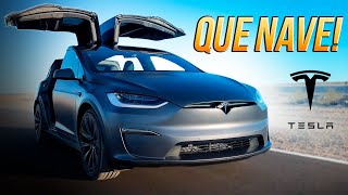 O super carro do Elon Musk Testamos o Tesla Model X Plaid [upl. by Colburn]