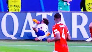 GRIEZMANN SBATTE CONTRO I CARTELLONI AUSTRIA FRANCIA EUROPEI CALCIO 2024 [upl. by Joshia767]