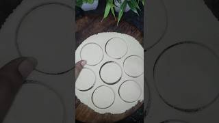 Pani Puri ki puriyan ko is tarah se banayetasty food recipe cooking yummy chiefsani [upl. by Barraza]