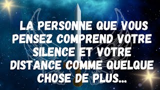 La personne que vous pensez comprend votre silence et votre distance comme quelque chose de plus [upl. by Enaujed447]