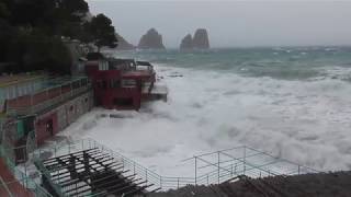 Maltempo forte mareggiata a Capri 29 ottobre 2018 [upl. by Scibert951]