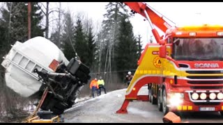 Scania 8x4 Boniface vs MAN  Heavy Recovery  Sweden [upl. by Olnton369]