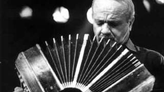 Vuelvo al Sur solo de bandoneón  Astor Piazzolla [upl. by Nibot494]