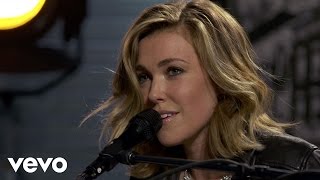 Rachel Platten  Fight Song  Vevo dscvr Live [upl. by Valerie]