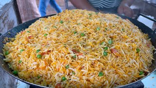 Gupta Ji Ka Famous Mumbai Style Tawa Pulav  Indian Street Food [upl. by Wolcott688]