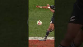 Vilimoni Koroi with the rocket pass 🚀 rugby worldcup allblack sports worldrugby footy soccer [upl. by Eentihw]